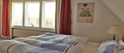 Wifi gratis y ropa de cama