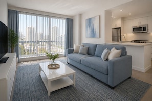 Living area - Stylish 2BR Toronto Stay in the Heart of Downtown - Walk to Top Attractions! (Toronto)