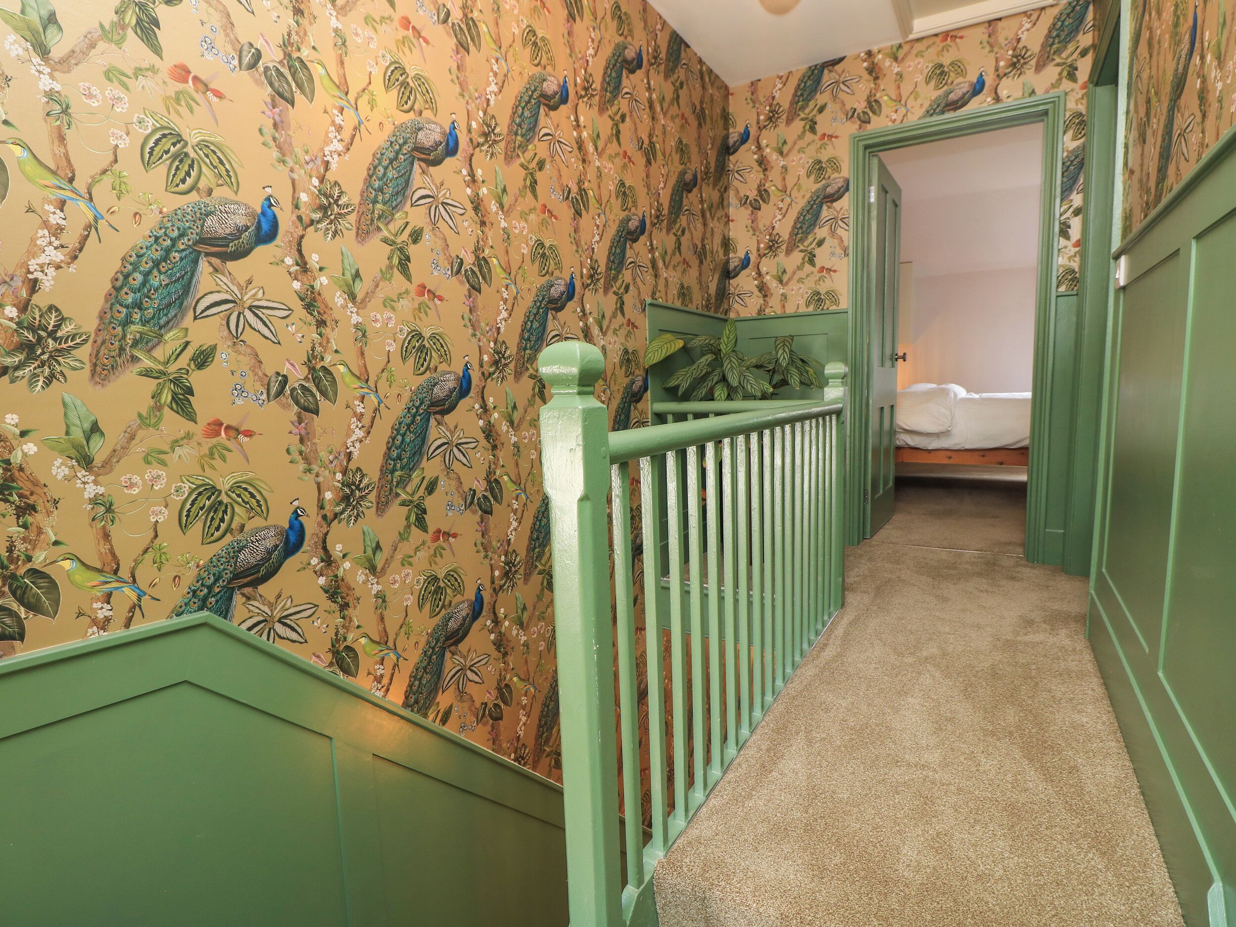 3 quartos, Wi-Fi de cortesia, individualmente decorados