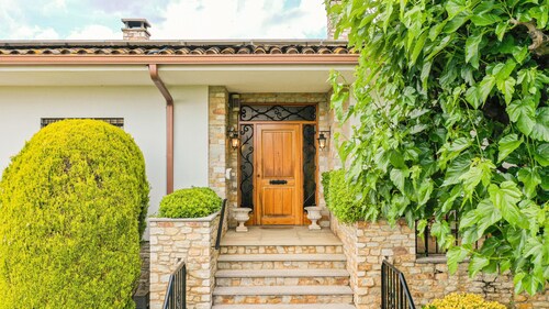 Majordoms Vila – Casa Rural in Cornellà del Terri