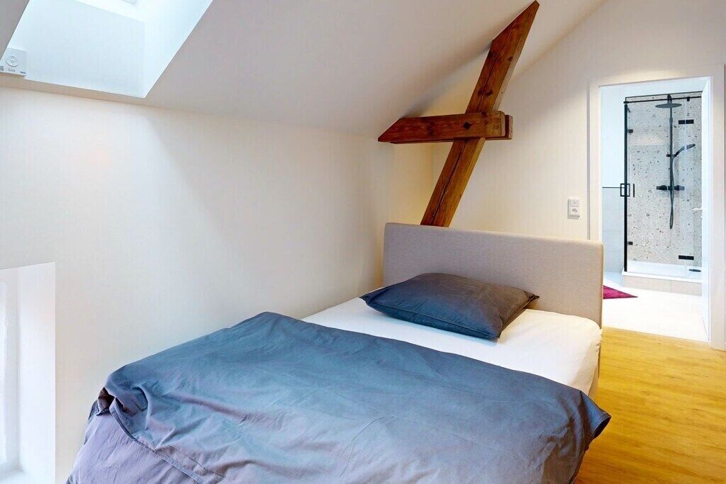 Bügeleisen/Bügelbrett, kostenloses WLAN, Bettwäsche