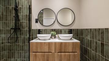 Apartment, Patio | Bathroom