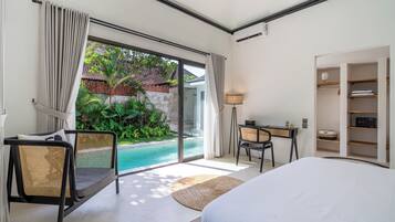 Luxury Villa, Pool View