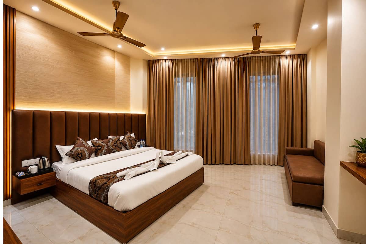 Deluxe Double Room | Desk, laptop workspace, WiFi (free)