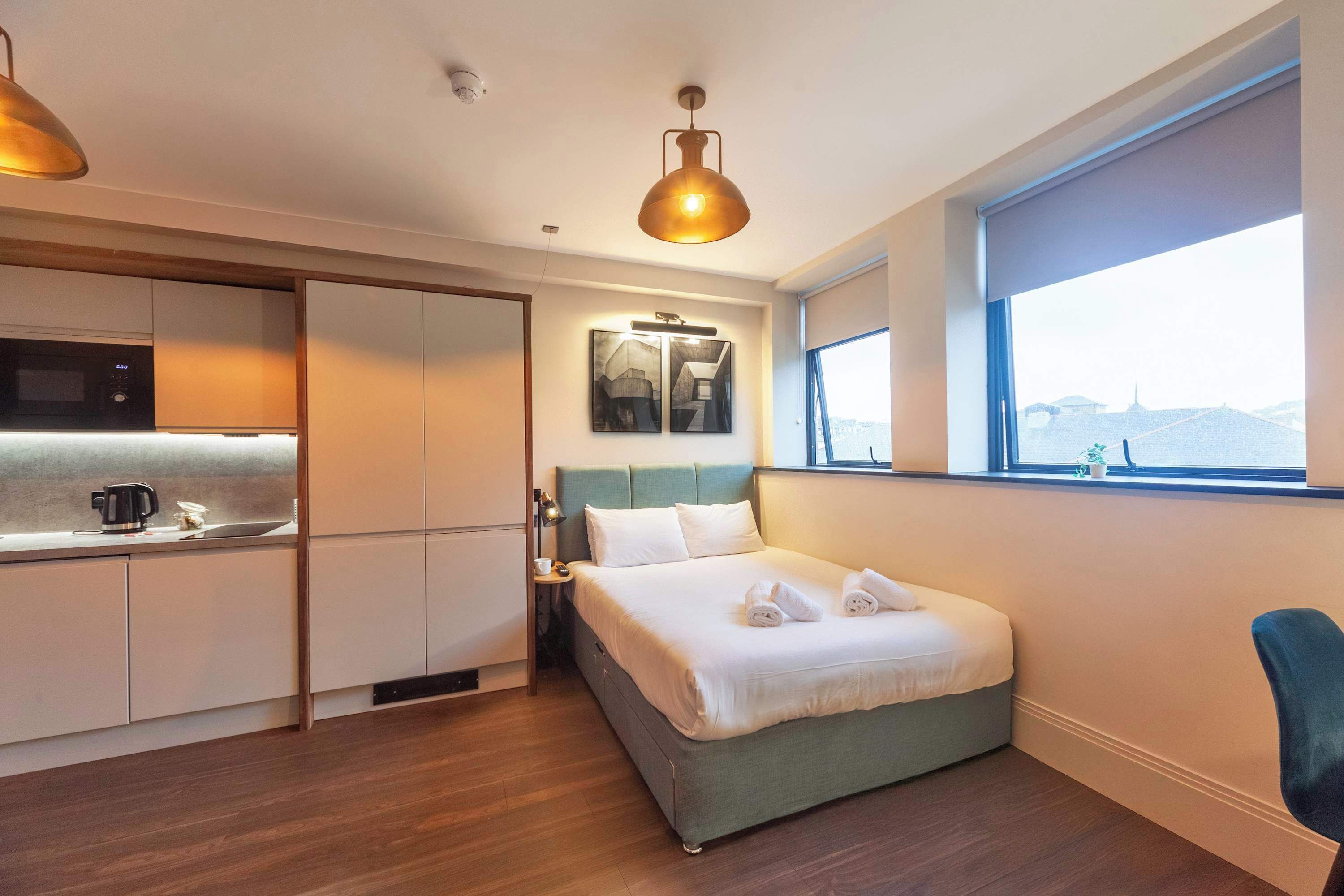 King-size Bed