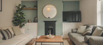 Spacious 3 Bedroom Home with Garden in Banbury