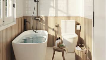 Studio Premium City View | Bathroom | Free toiletries, hair dryer, towels, soap