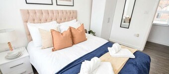 Central Wigan Contemporary 2 Bedroom Apartment