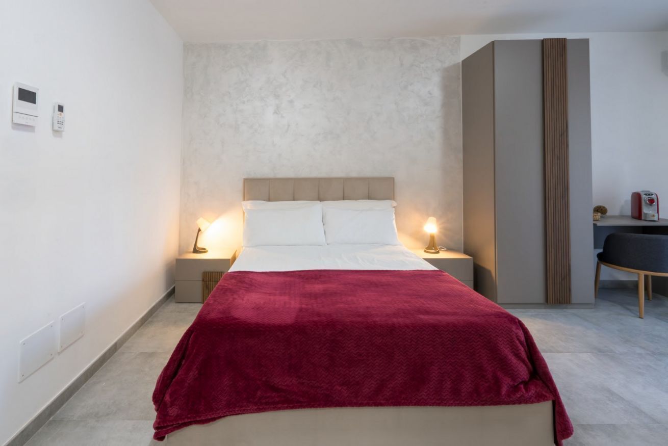 1 Schlafzimmer, Bügeleisen/Bügelbrett