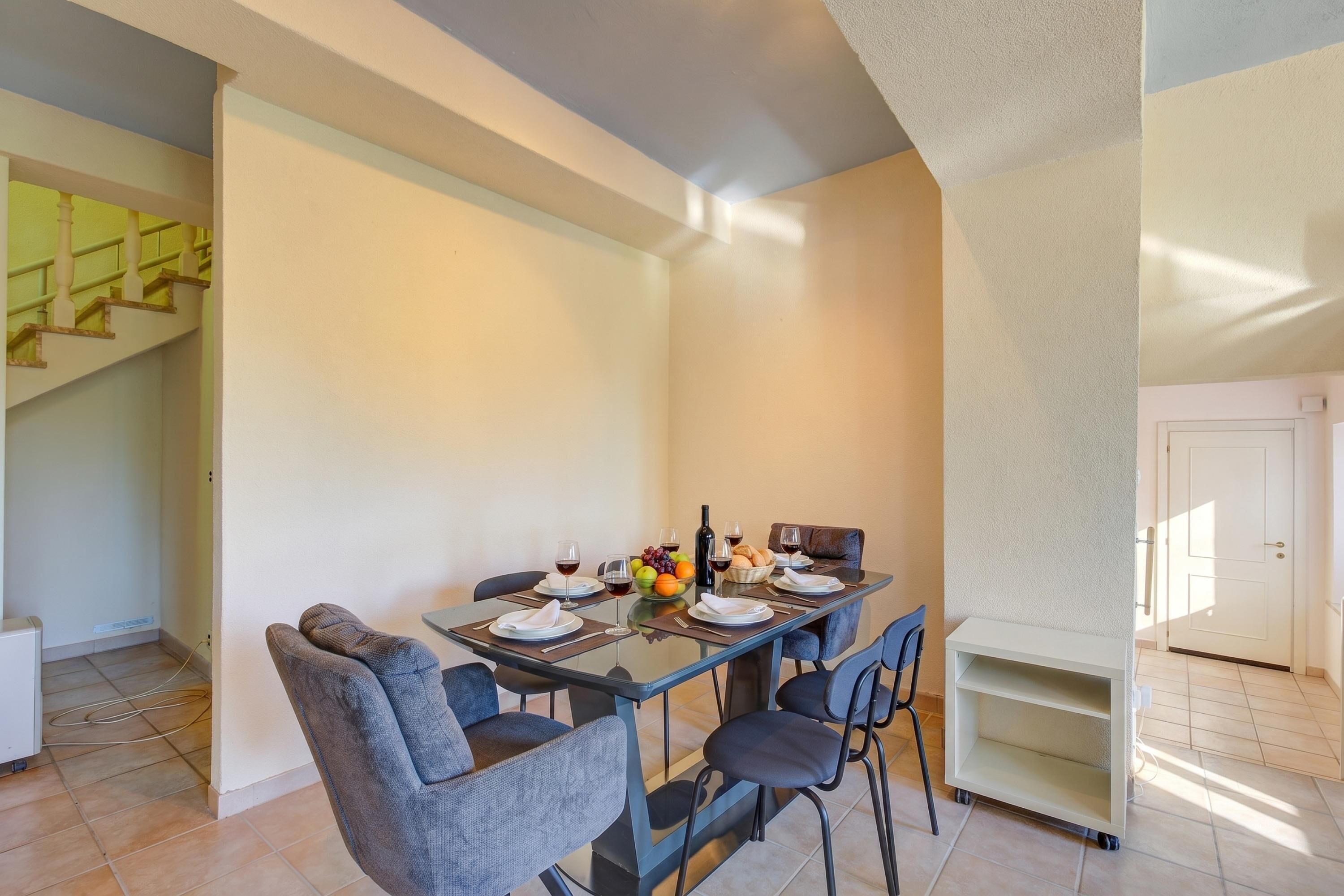 Villa Standard, 3 chambres, 2 salles de bains (Villa Lake View With BBQ) | Restauration