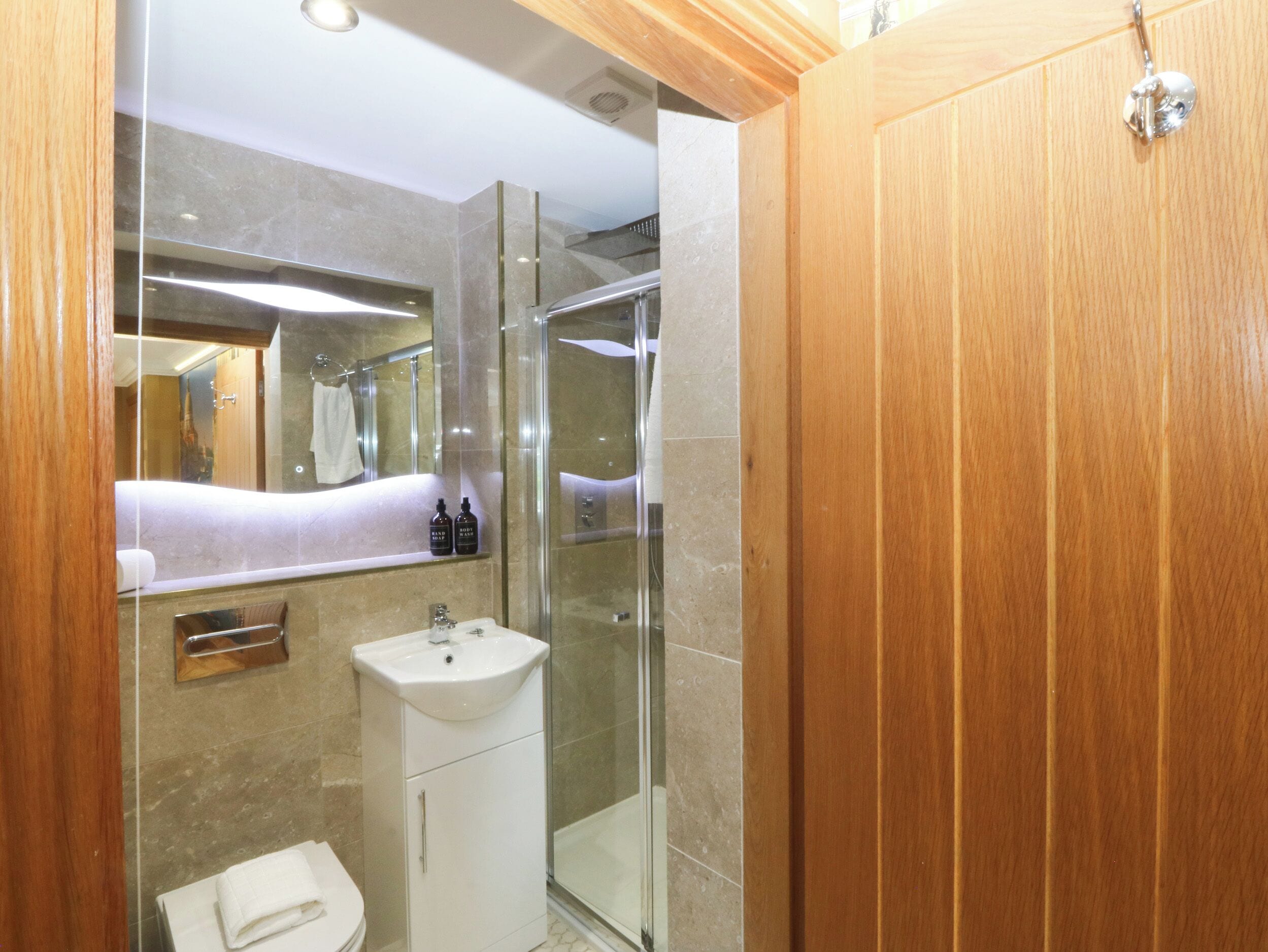 Cottage | Bathroom