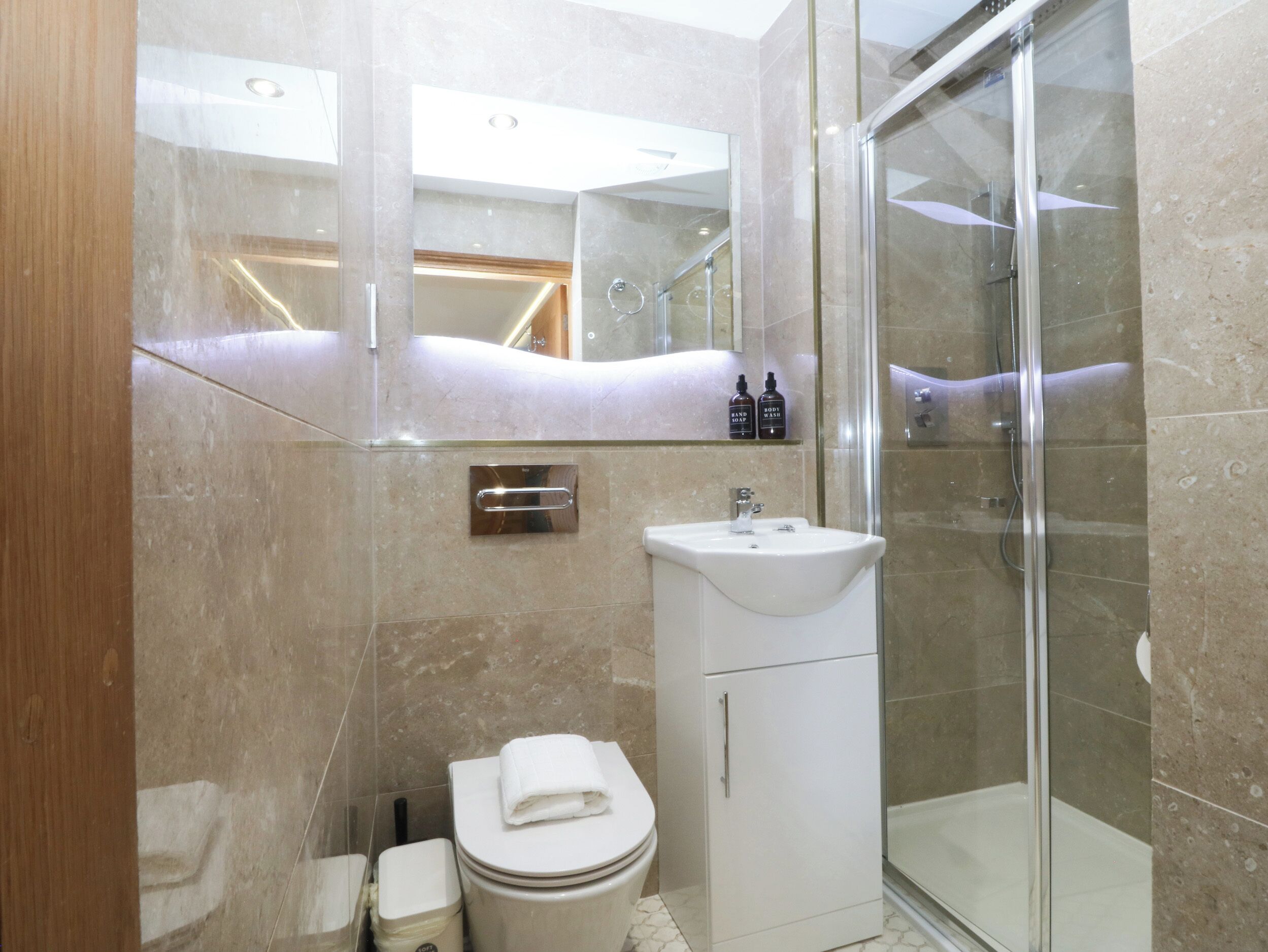 Cottage | Bathroom