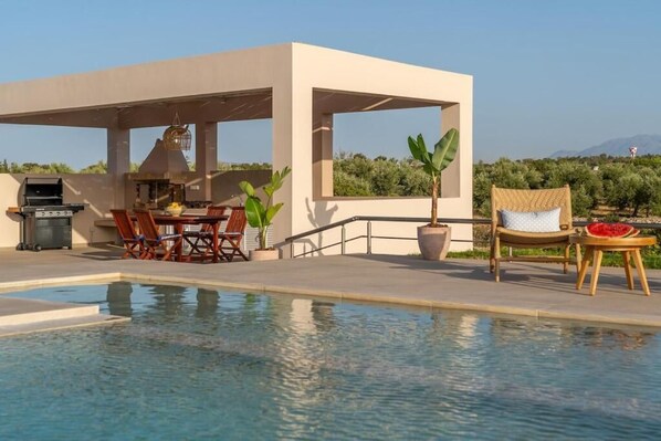 Outdoor dining - Villa Anastasia - Private Heated Pol (Chania)
