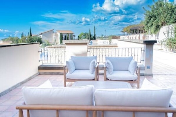 Terrace/patio - L12 Adjacent to Aphrodite Hills- Pool & Terrace (Kouklia)