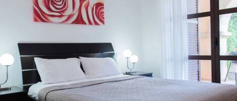 1 bedroom, iron/ironing board, free WiFi, bed sheets