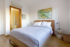 Room - CB13 Adjacent to Aphrodite Hills - Pool & Terrace (Kouklia)