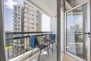 Property grounds - Marathon Beach Apartment - Sea View, Shared Pool (Mouttagiaka)