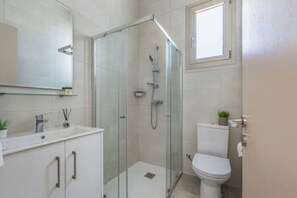 Bathroom - 201 Mulberry Court- Inviting with Large Terrace (Agios Athanasios)
