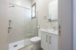 Bathroom - 203 Mulberry Court- Stylish with Large Terrace (Agios Athanasios)