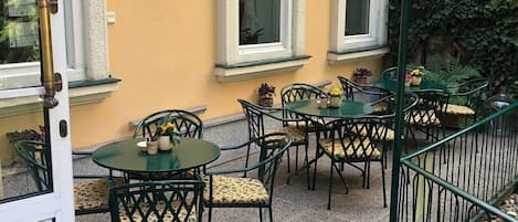 Restauration en plein air