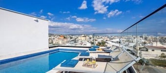 301 Piliou - Large Terrace & Rooftop Communal Pool