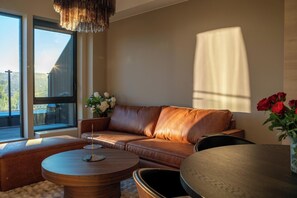 Living area - Modern apartment with balcony and view (Trøndelag)