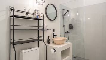Family Villa, 3 Bedrooms, Private Pool | Bathroom | Bathrobes, slippers, bidet