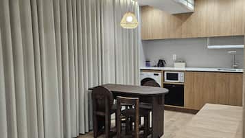 Deluxe Triple Room | Interior