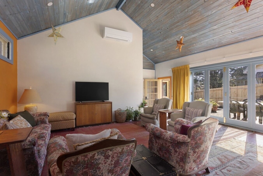 El Dorado | Sunny Family Home, Walk To Town - Leura