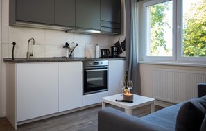 Coffee/tea maker, fridge, microwave, stovetop - 1 bedroom lovely apartment in Barth (Barth)