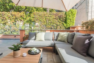 Villa (2 Bedrooms) | Balcony