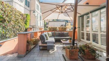 Villa (2 Bedrooms) | Balkon