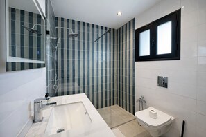 Bathroom - Vrbo Property (Marsa)