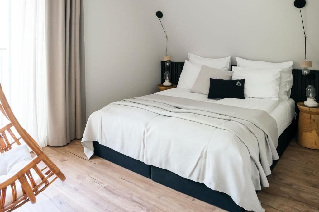 Standard Double Room, Garden View