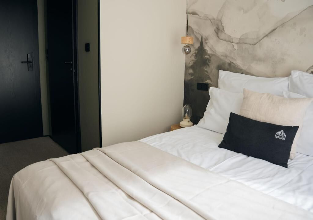 Economy Double Room, Garden View