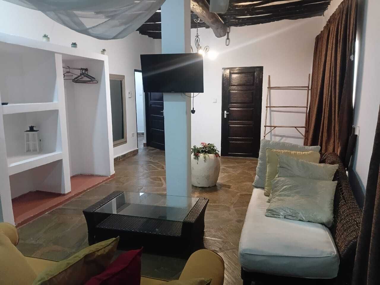 Oasis Villa At Palm Park A Tropical Holiday Home In The Indian Ocean - Diani Beach