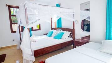 3 bedrooms, iron/ironing board, WiFi, bed sheets