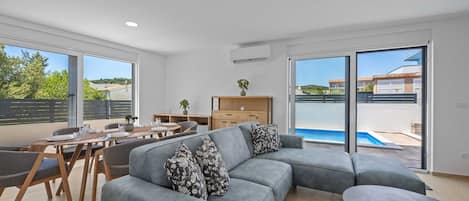 Villa (Three Bedroom Villa with Outdoor Swim) | Salle de séjour
