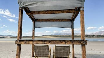 Beach nearby, sailing, kayaking, fishing
