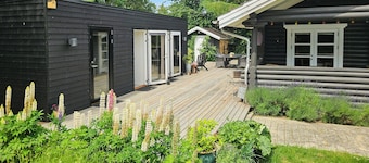 Maison à colombages avec vue sur Hjelm, à Helgenæs