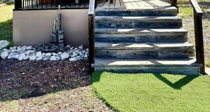 Rustic Ranch Hideaway Cabin with Stargazing & Sunset Views near Kerrville in Mountain Home, Texas
