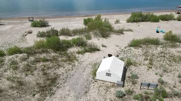 Beach nearby, sailing, kayaking, fishing