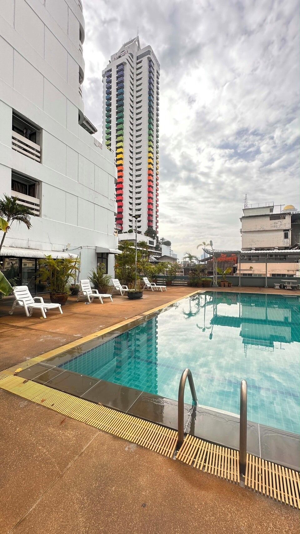 Utomhuspool