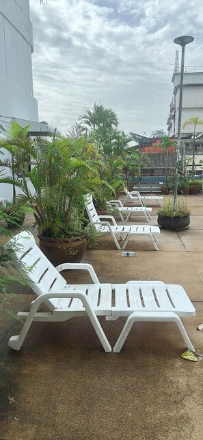 Outdoor pool - DEN - A2 Pratunam - Juldis Tower (Bangkok)