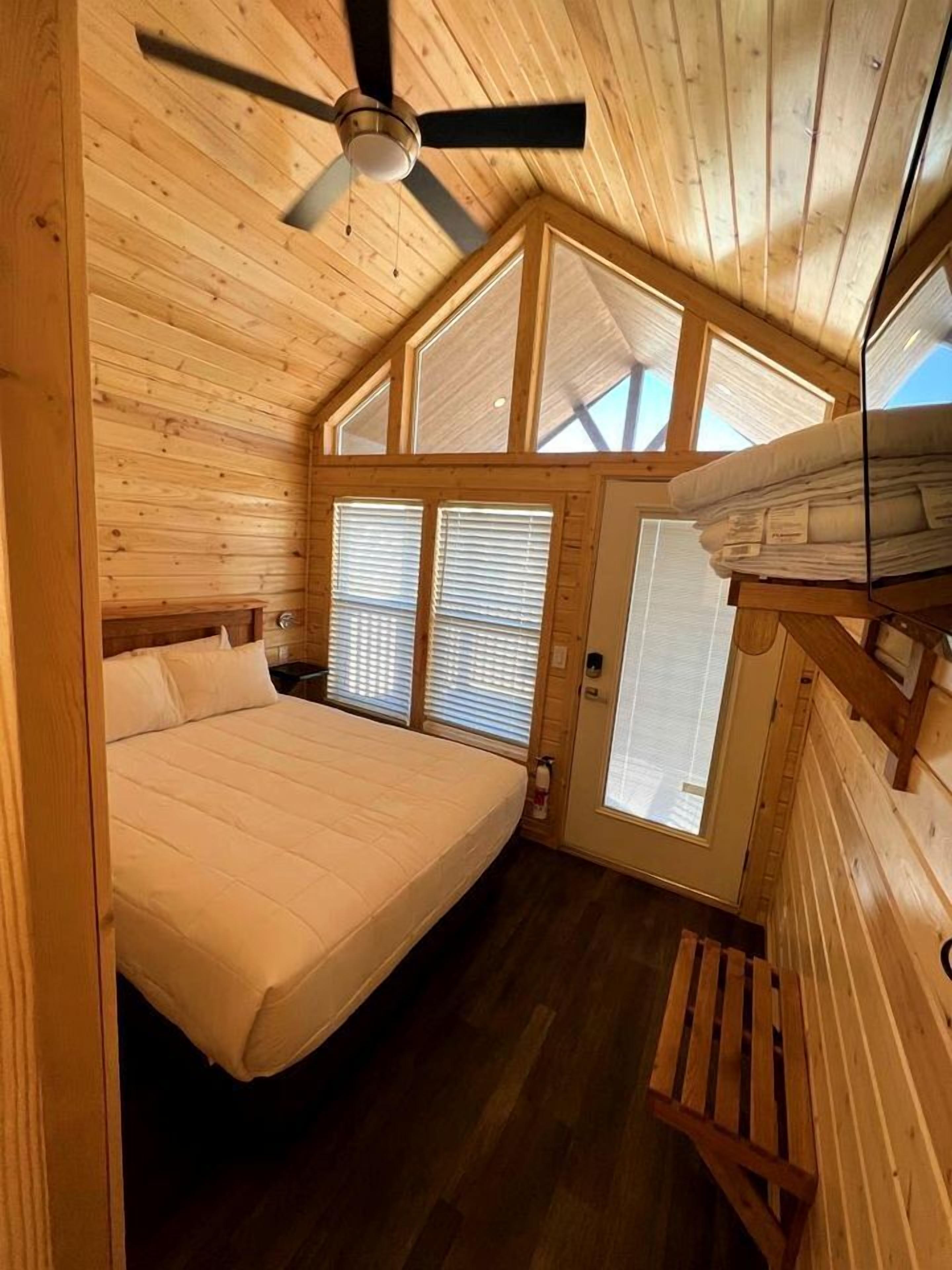 3 chambres, fer et planche à repasser, Wi-Fi, literie fournie