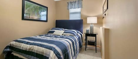 6 Schlafzimmer, Bügeleisen/Bügelbrett, WLAN, Bettwäsche