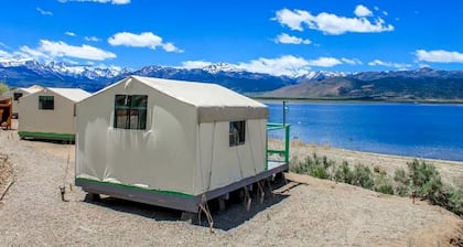Beautiful Tented Cabin with Stunning Reservoir Views for a Unique Glamping Getaway in Bridgeport, California
