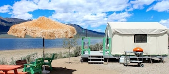 Beautiful Tented Cabin with Stunning Reservoir Views for a Unique Glamping Getaway in Bridgeport, California