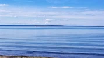 Beach nearby, sailing, kayaking, fishing