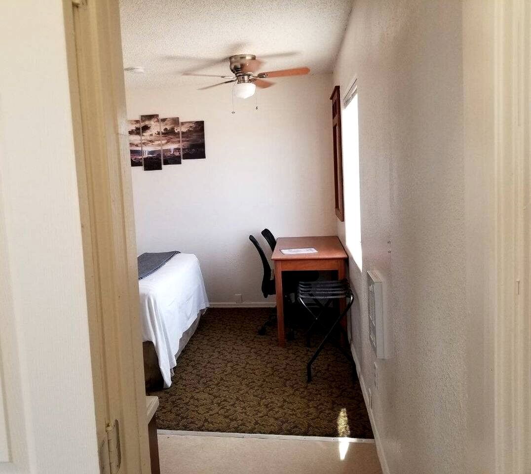 2 bedrooms, WiFi, bed sheets